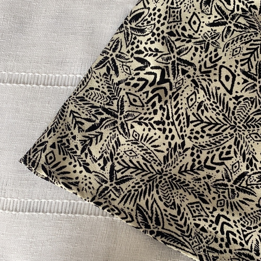 Maurice’s Jungle themed mini skirt. - Picture 4 of 9